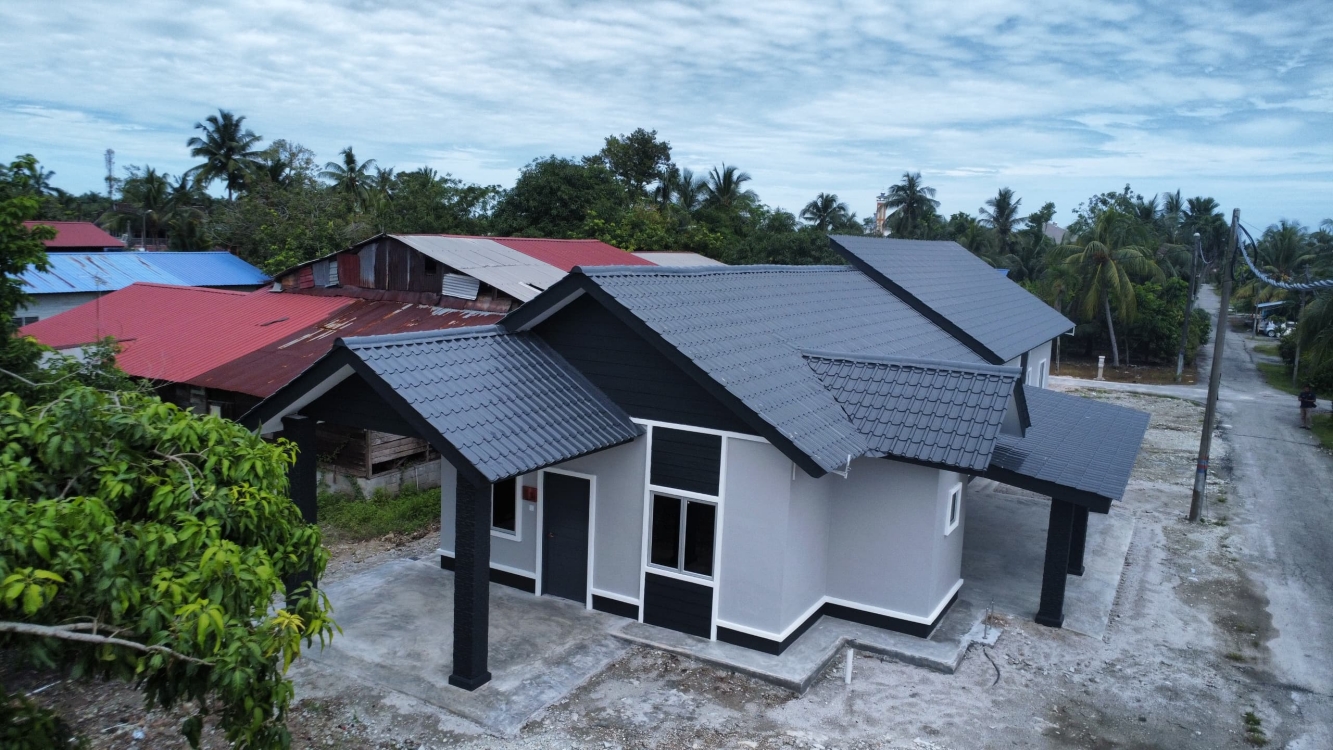 Lagenda Merak (Anizah Rahmad)